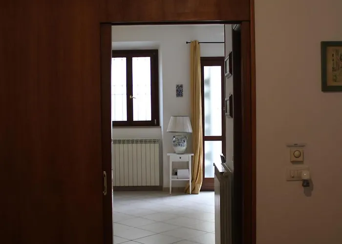 Officina 32 *